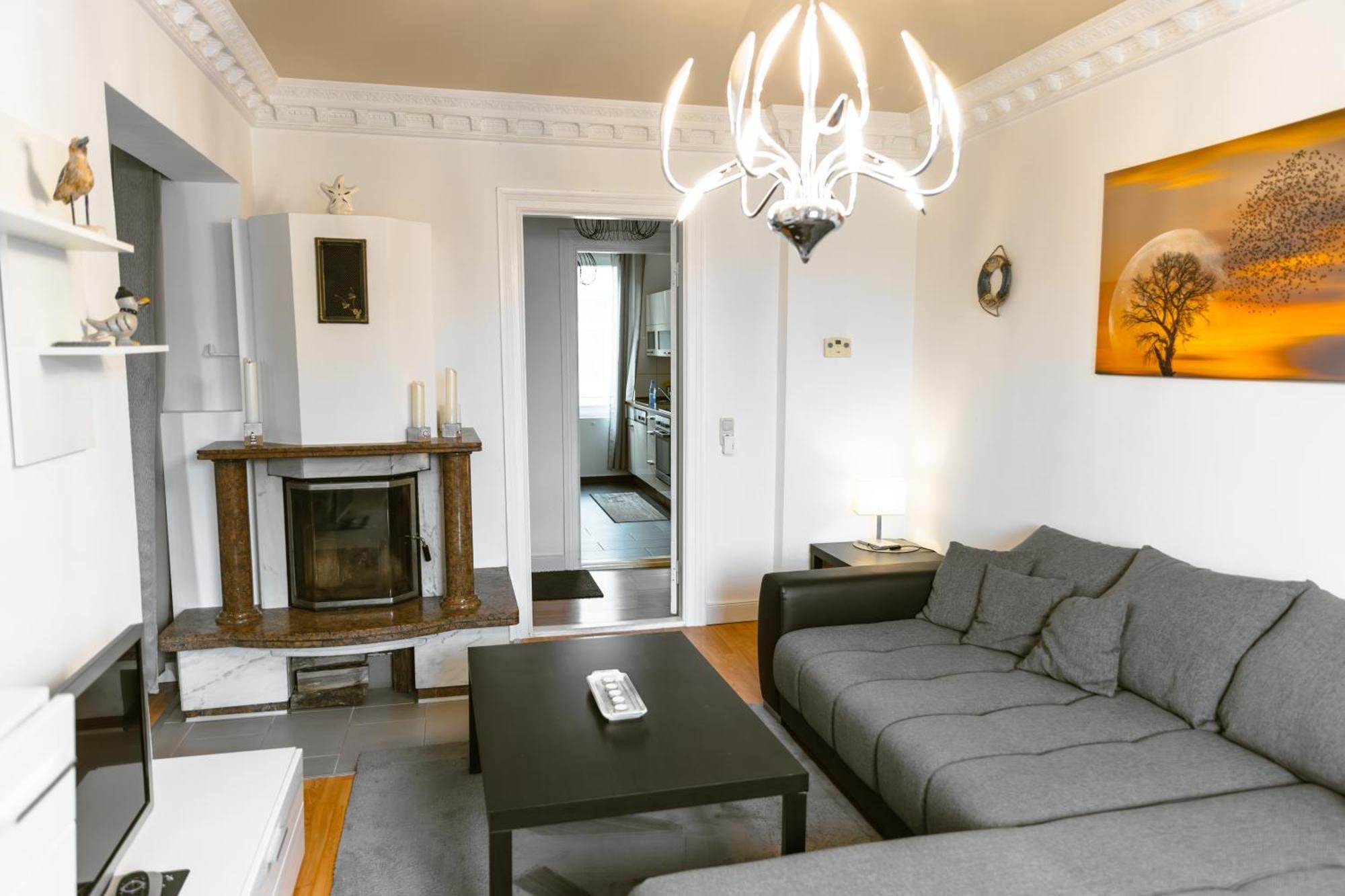 Exklusives Apartment Im Historischen Wohnhaus Mit Kamin, Bad & Viel Platz Bremerhaven Exterior photo