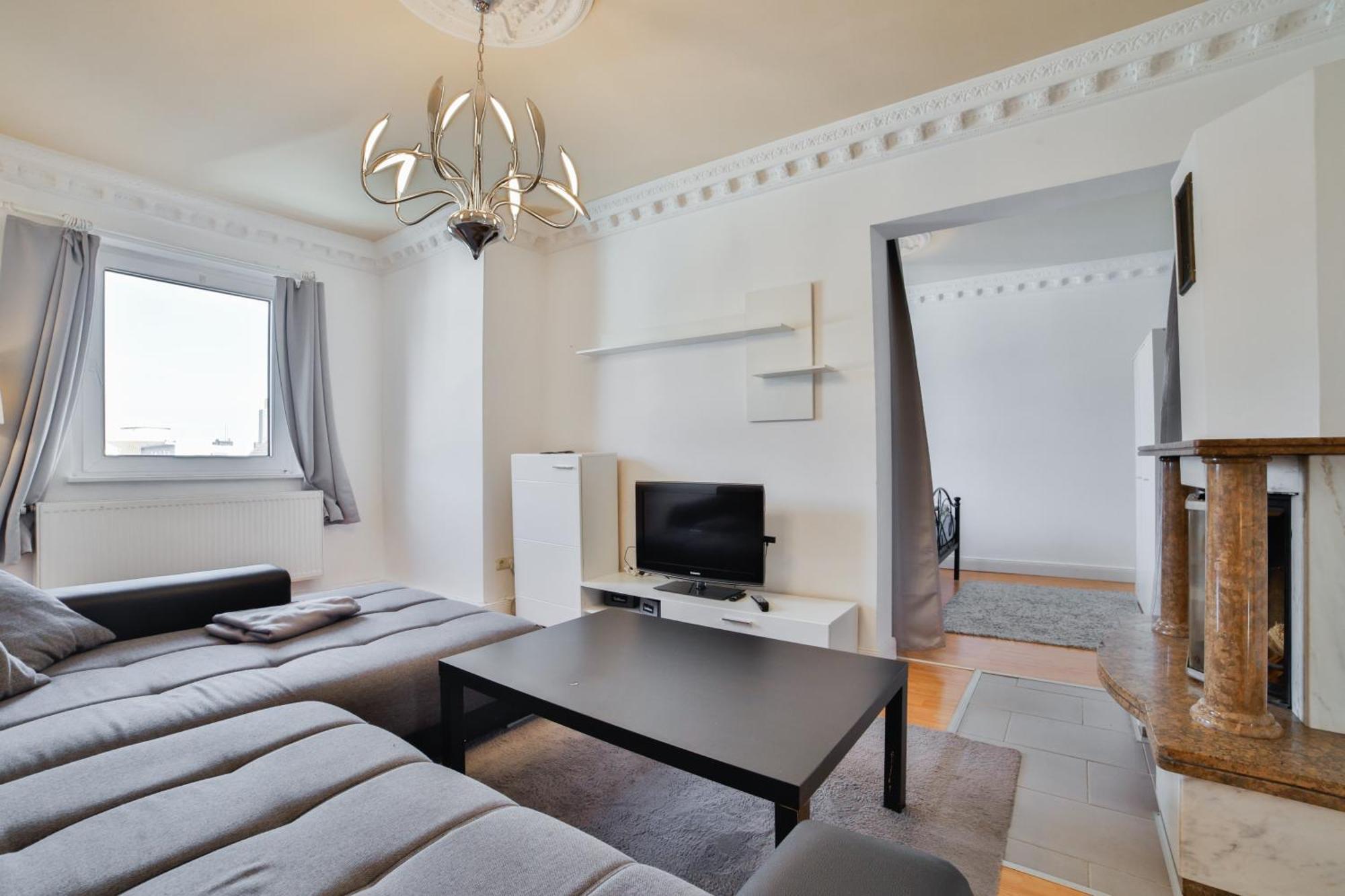 Exklusives Apartment Im Historischen Wohnhaus Mit Kamin, Bad & Viel Platz Bremerhaven Exterior photo